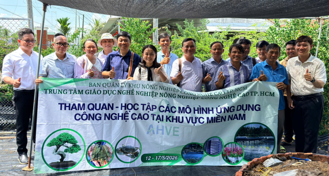 Trung tâm Giáo Dục Nghề Nghiệp Nông nghiệp Công nghệ cao tham quan, học tập mô hình nông nghiệp ứng dụng công nghệ cao tại khu vực miền Nam