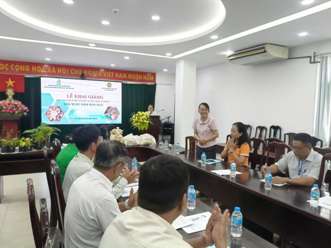 KHAI GIẢNG LỚP HỌC