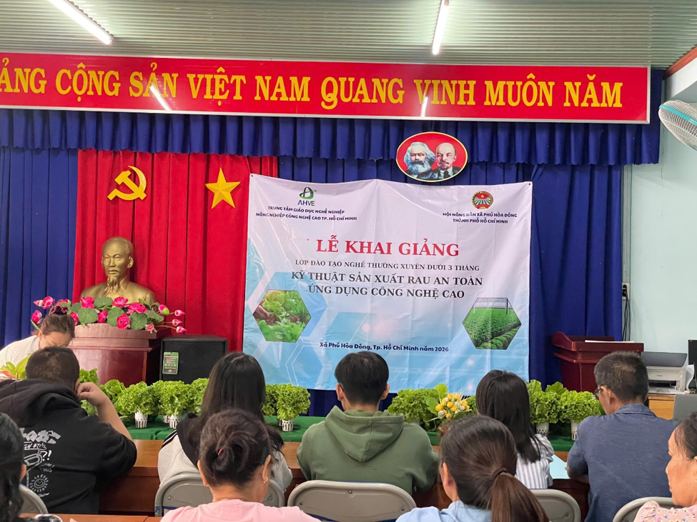 KHAI GIẢNG LỚP HỌC
