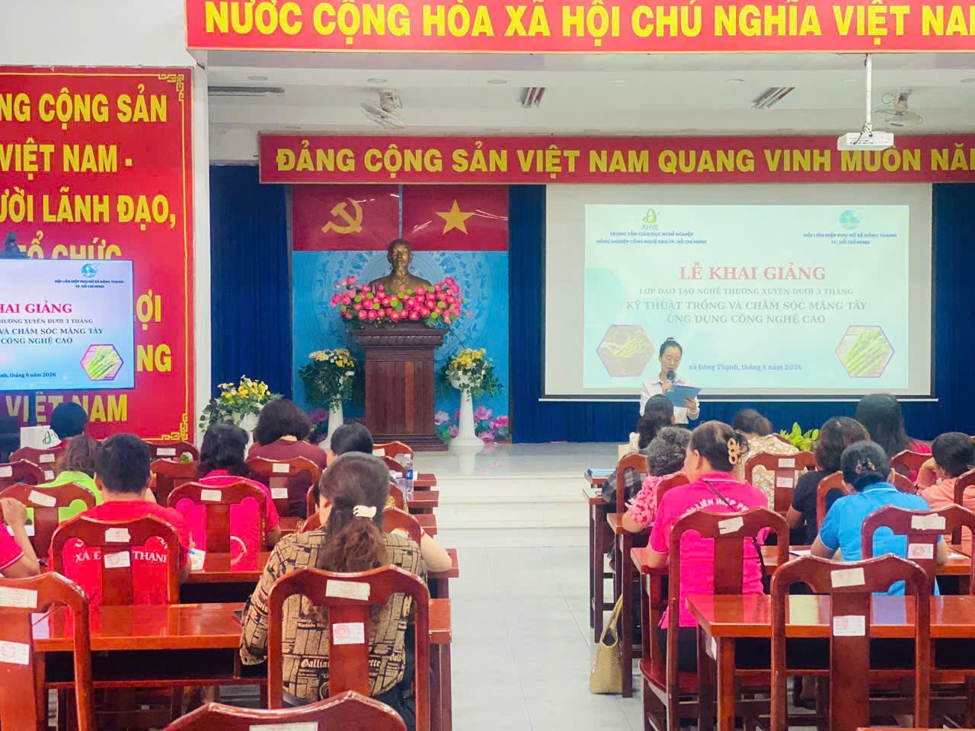 KHAI GIẢNG LỚP HỌC