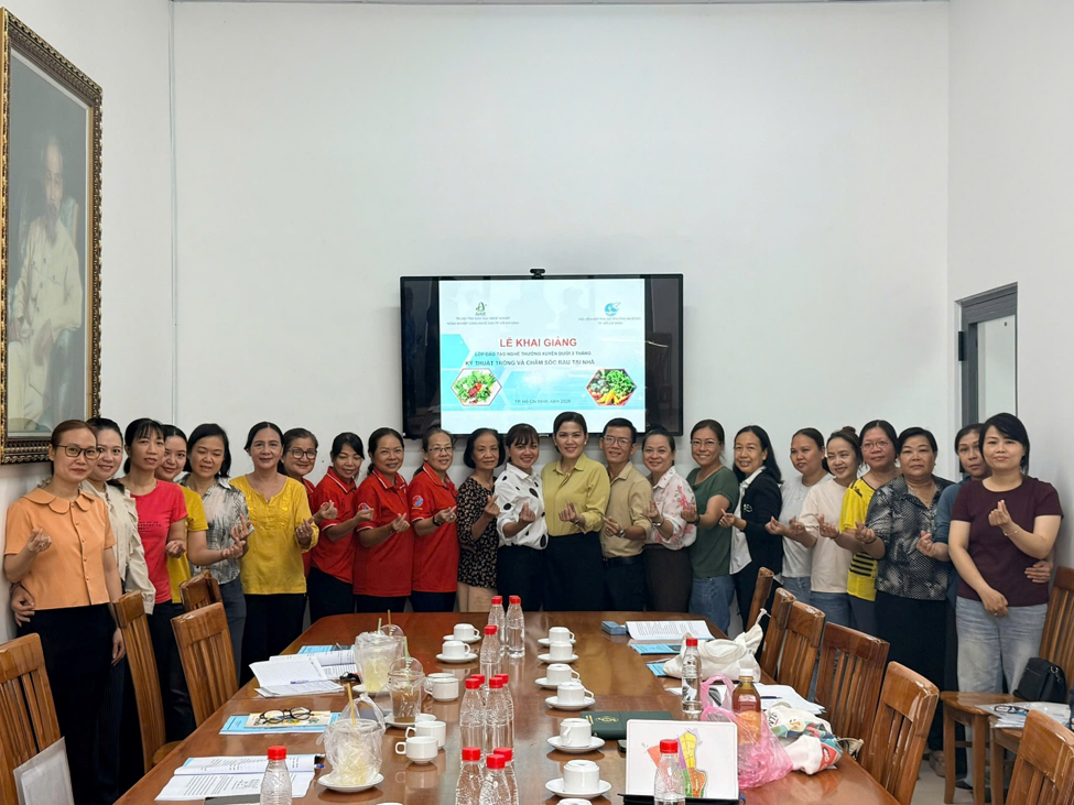 KHAI GIẢNG LỚP HỌC